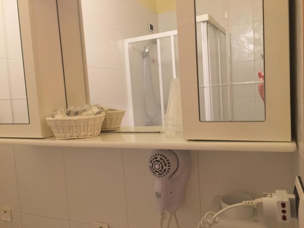 Hotel Sanremo Bagian luar foto